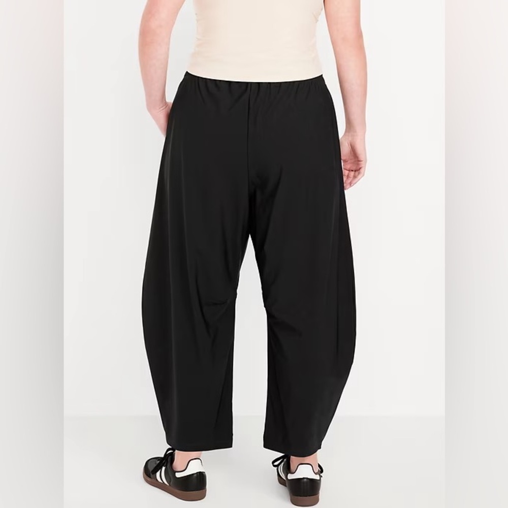 NEW! Old Navy High-Waisted SleekTech Barrel Ankle Pants🏸 - Picture 9 of 12